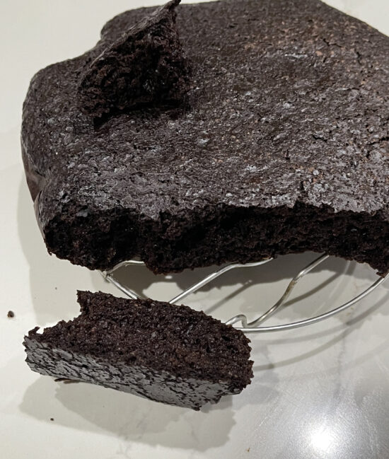 Healthy chocolate oat cake