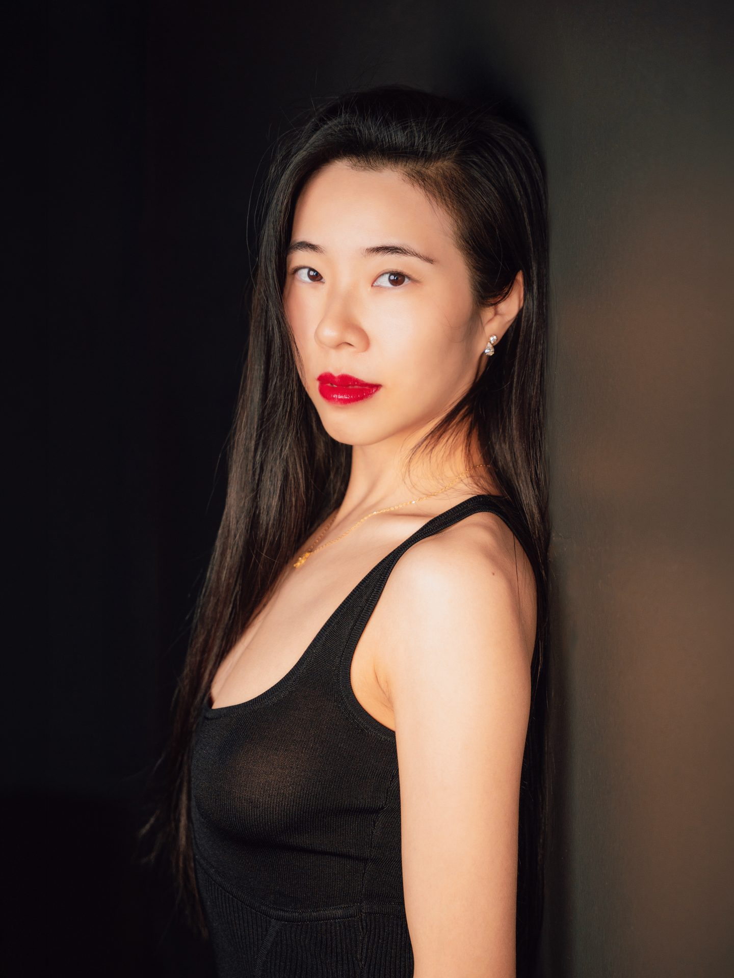 Vivian Tang portrait photography by Moses Hernandez